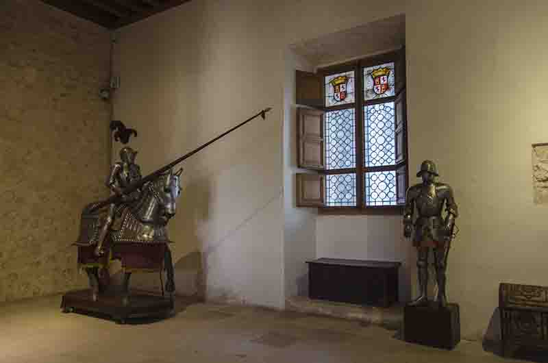 74 - Segovia - el Alcazar de Segovia - interior - sala del palacio viejo